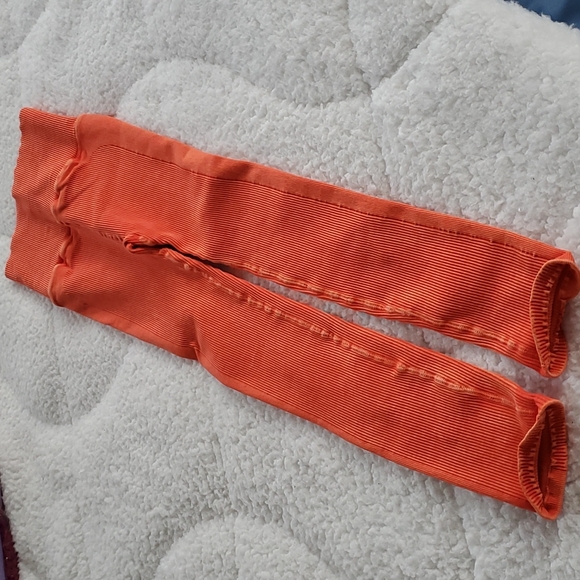 12. Free People Ultra High-Rise 7/8 Happiness Runs Leggings Sparked - Picture 9 of 14